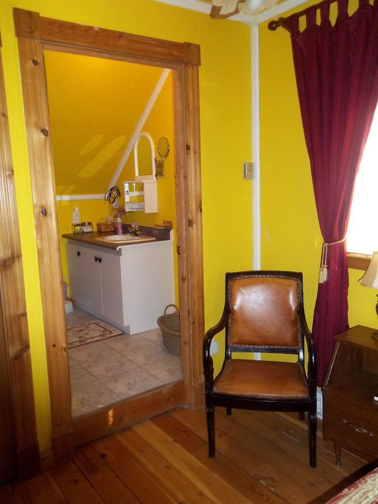 Gite La Halte Du Verger Bed And Breakfast Riviere-du-Loup Ngoại thất bức ảnh
