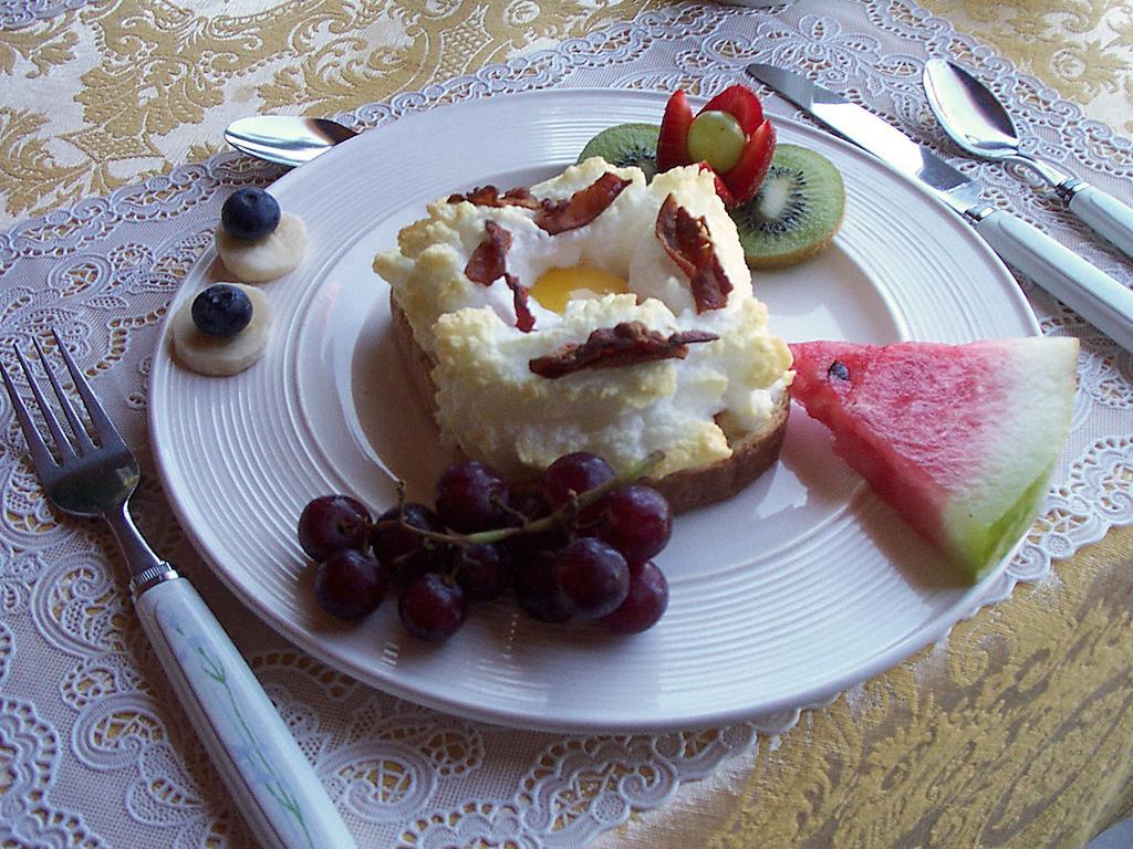 Gite La Halte Du Verger Bed And Breakfast Riviere-du-Loup Ngoại thất bức ảnh