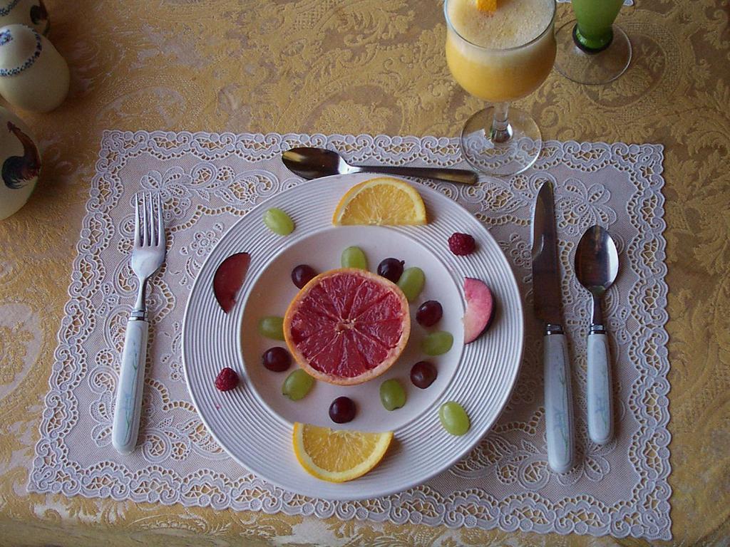 Gite La Halte Du Verger Bed And Breakfast Riviere-du-Loup Ngoại thất bức ảnh