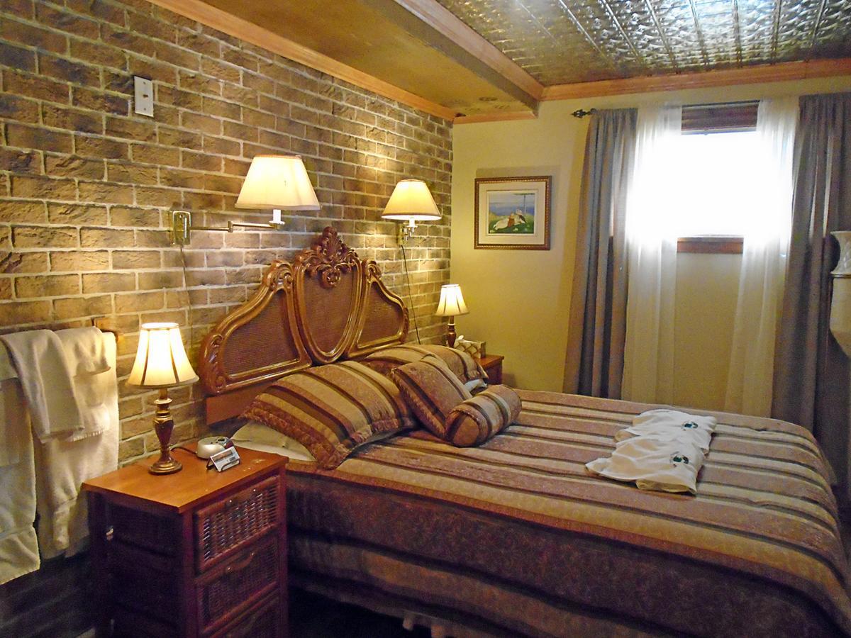 Gite La Halte Du Verger Bed And Breakfast Riviere-du-Loup Ngoại thất bức ảnh